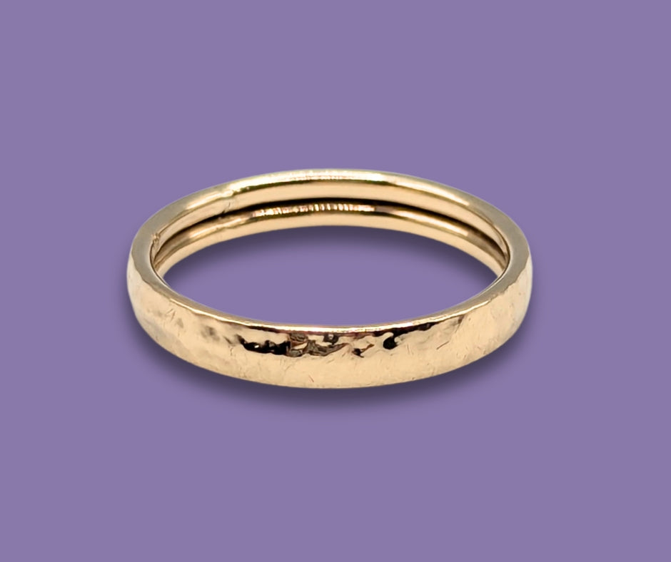 14K Yellow Gold 3 mm Hammered Band Size 7